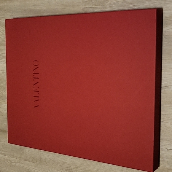 Valentino cloth box - Picture 1 of 5